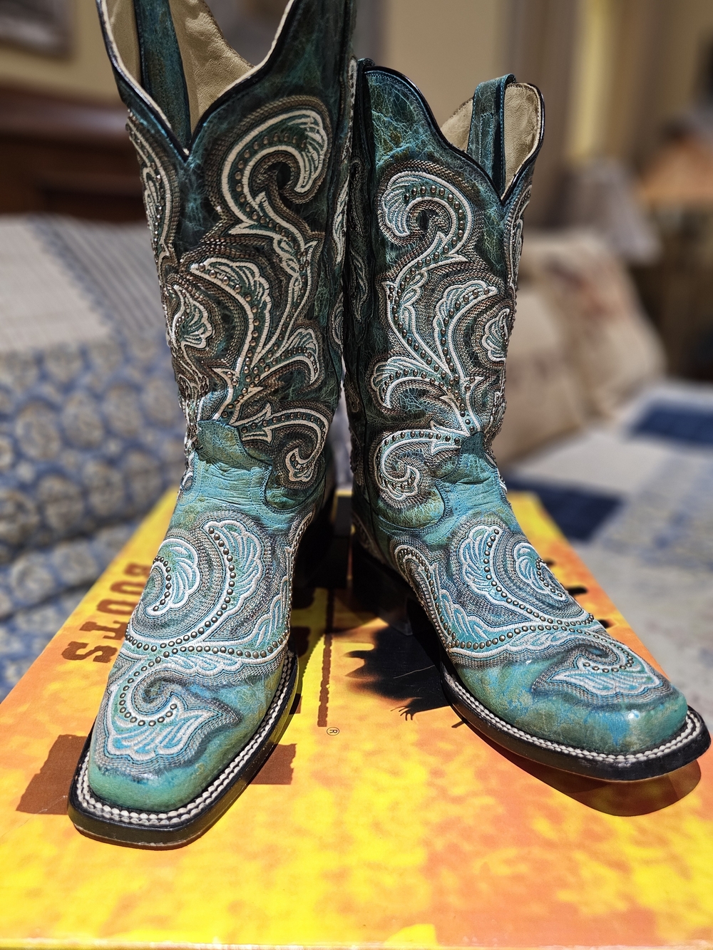 Turquoise Embroidered & Mini Studs Western Heeled Boots